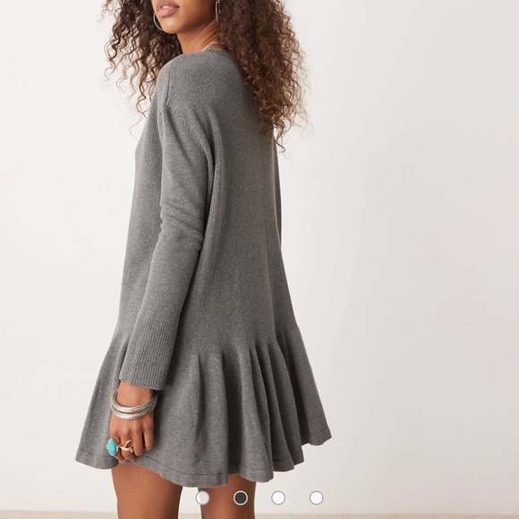 Free People Flounce Hem Sweater Dress • Gray • Size Small - Picture 2 of 11